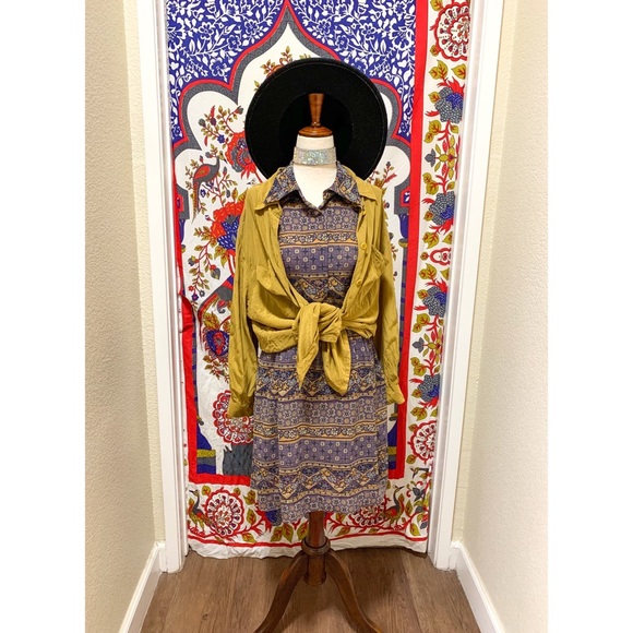 π Stylish modern art dress - Picture 9 of 11